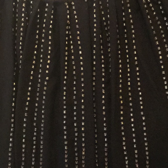 Black tank top with gold beads - Picture 5 of 7